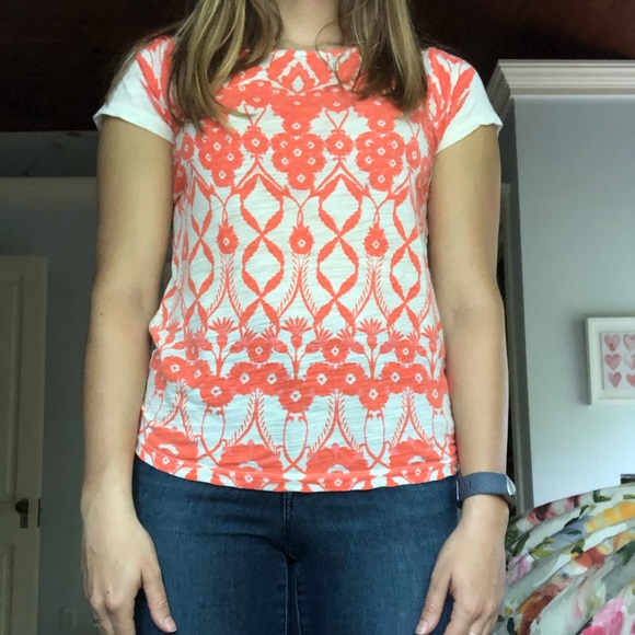 Patterned tshirt - Picture 1 of 1
